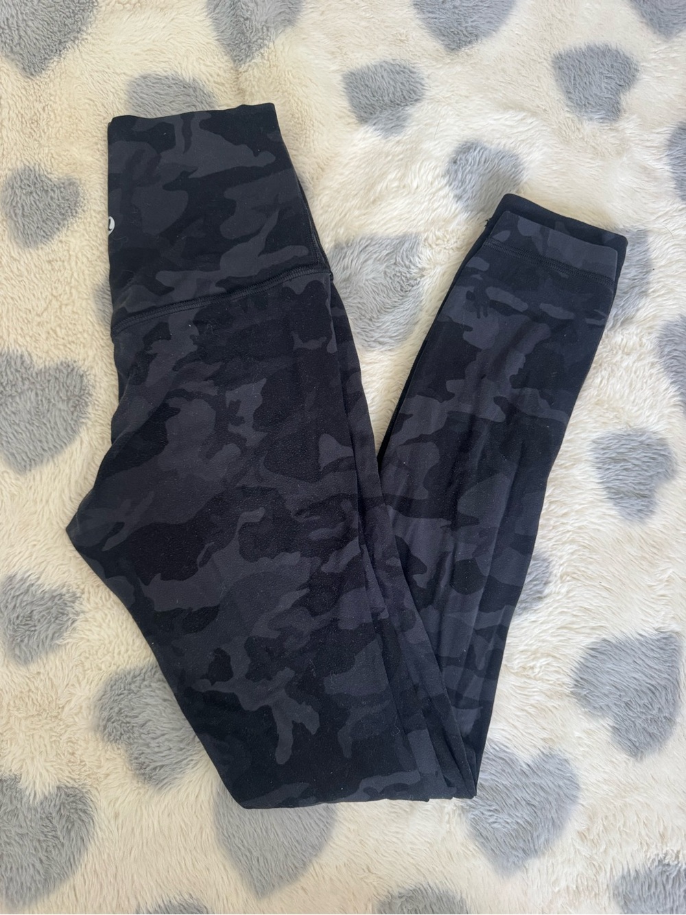 lululemon athletica Camo Aligns 25”